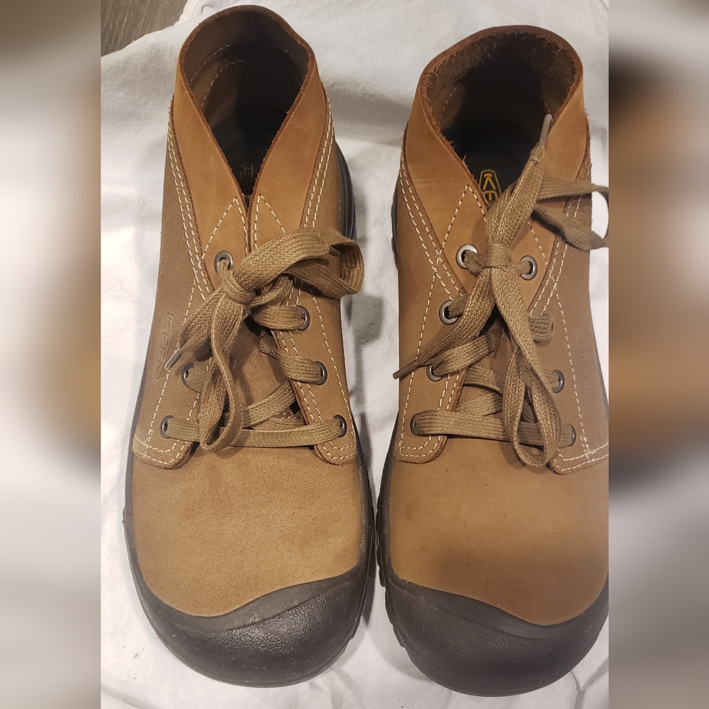 Keen Chukka